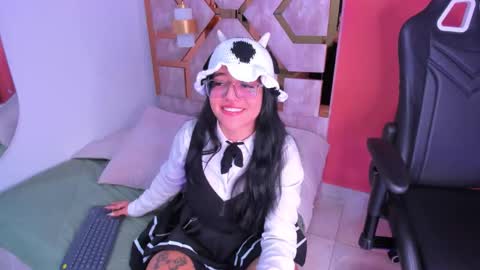 Snapshot of billie_jhonson_ chatting on November 23, 2025, 12:32 am Billie online show from November 23, 2025, 12:32 am