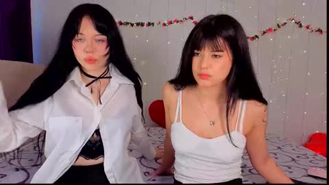 Snapshot of billiemilash chatting on March 22, 2026, 6:50 am We are Luna and Layla. We are 20 Welcome to our room online show from March 22, 2026, 6:50 am