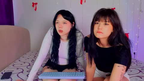 Snapshot of billiemilash chatting on March 26, 2026, 6:30 am We are Luna and Layla. We are 20 Welcome to our room online show from March 26, 2026, 6:30 am