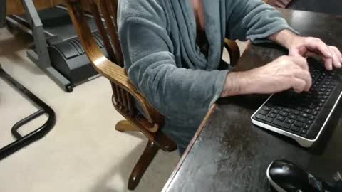 billy471 online show from February 8, 2025, 11:22 am