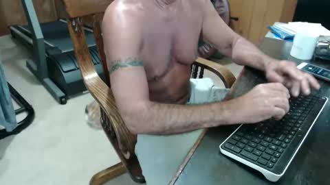billy471 online show from May 12, 2026, 6:05 pm
