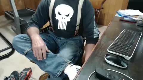billy471 online show from May 13, 2026, 9:22 pm