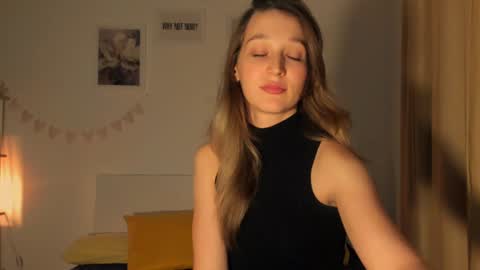 Snapshot of billy_full chatting on January 3, 2025, 9:15 pm Billy and Lisahelp us to reach 100 likes online show from January 3, 2025, 9:15 pm