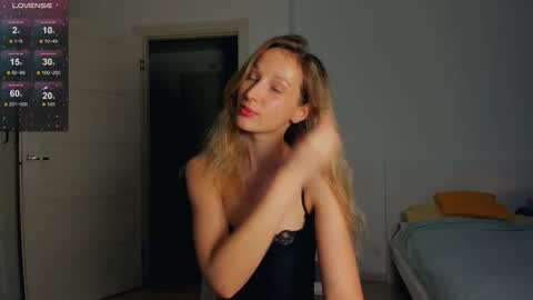 Snapshot of billy_full chatting on September 25, 2025, 9:57 am Billy and Lisahelp us to reach 100 likes online show from September 25, 2025, 9:57 am