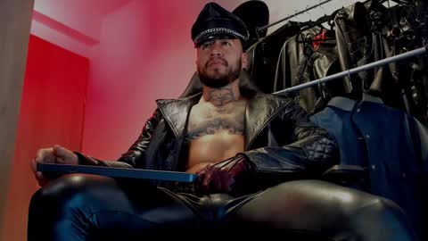 Snapshot of billymayer_ chatting on December 16, 2024, 11:55 am billy online show from December 16, 2024, 11:55 am