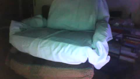 Snapshot of binder2122 chatting on July 13, 2026, 4:04 am binder2122 online show from July 13, 2026, 4:04 am