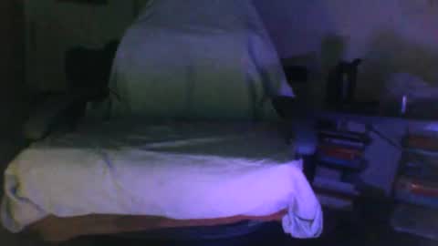 Snapshot of binder2122 chatting on July 14, 2026, 3:44 am binder2122 online show from July 14, 2026, 3:44 am