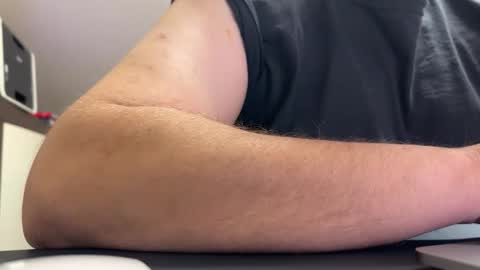 bipeni online show from December 5, 2025, 1:52 pm