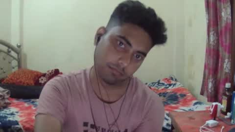 birbikrom104 online show from April 30, 2026, 7:04 am