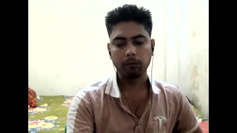 Snapshot of birbikrom104 chatting on May 25, 2026, 6:08 am birbikrom104 online show from May 25, 2026, 6:08 am