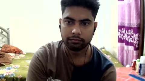 Snapshot of birbikrom104 chatting on May 30, 2026, 7:05 am birbikrom104 online show from May 30, 2026, 7:05 am