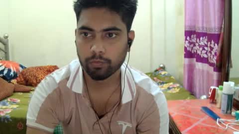 Snapshot of birbikrom104 chatting on June 5, 2026, 7:03 am birbikrom104 online show from June 5, 2026, 7:03 am
