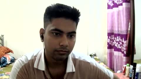 Snapshot of birbikrom104 chatting on June 11, 2026, 7:39 am birbikrom104 online show from June 11, 2026, 7:39 am