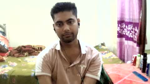 Snapshot of birbikrom104 chatting on June 16, 2026, 8:06 am birbikrom104 online show from June 16, 2026, 8:06 am