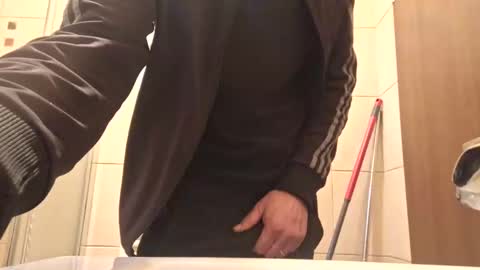 Snapshot of bisexdadd chatting on January 26, 2025, 2:08 pm bisexdadd online show from January 26, 2025, 2:08 pm