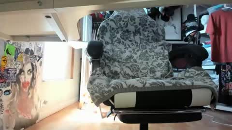 bisexualjay online show from June 25, 2026, 3:05 pm