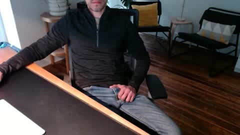 bisexy_man online show from February 18, 2026, 4:14 pm