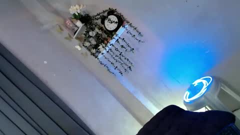 ASHLEY online show from April 29, 2026, 5:30 pm