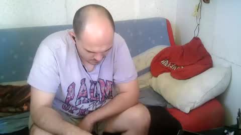 George  Maria online show from July 28, 2026, 11:39 am