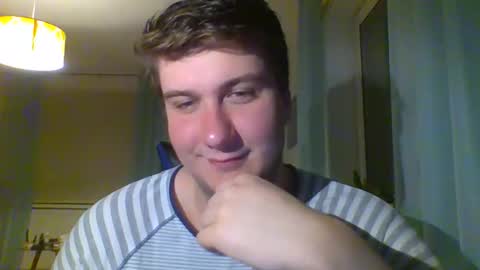 Snapshot of bjguyhugecock chatting on April 10, 2026, 9:52 pm bjguyhugecock online show from April 10, 2026, 9:52 pm