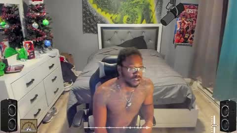 Snapshot of blaccanalmatters chatting on December 12, 2024, 11:03 pm Plant Base Streamers From Pennsylvania online show from December 12, 2024, 11:03 pm