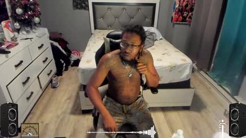 Snapshot of blaccanalmatters chatting on December 15, 2024, 10:47 pm Plant Base Streamers From Pennsylvania online show from December 15, 2024, 10:47 pm