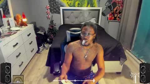 Snapshot of blaccanalmatters chatting on January 4, 2025, 12:05 am Plant Base Streamers From Pennsylvania online show from January 4, 2025, 12:05 am