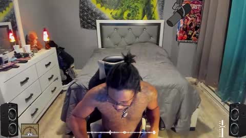 Snapshot of blaccanalmatters chatting on January 11, 2025, 12:12 am Plant Base Streamers From Pennsylvania online show from January 11, 2025, 12:12 am