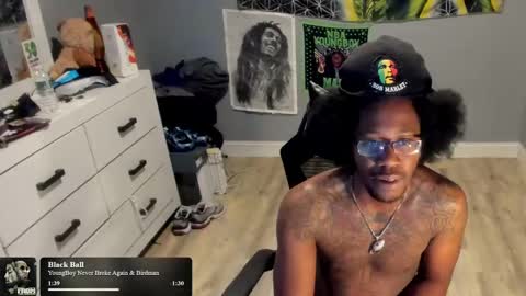 Snapshot of blaccanalmatters chatting on November 3, 2025, 11:37 pm Plant Base Streamers From Pennsylvania online show from November 3, 2025, 11:37 pm