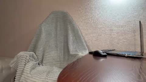 Snapshot of black_alex_ chatting on June 28, 2026, 5:52 pm Alexandra online show from June 28, 2026, 5:52 pm