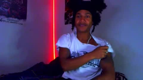 Snapshot of black_arthur chatting on June 17, 2026, 8:39 am Black Arthur online show from June 17, 2026, 8:39 am