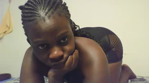 Snapshot of black_berry002 chatting on May 15, 2026, 9:05 am black_berry002 online show from May 15, 2026, 9:05 am
