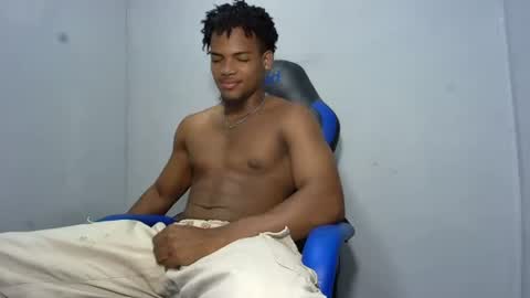 Snapshot of black_dicck chatting on July 7, 2026, 2:36 am tu morenito online show from July 7, 2026, 2:36 am