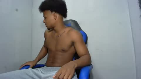 Snapshot of black_dicck chatting on July 16, 2026, 1:55 am tu morenito online show from July 16, 2026, 1:55 am