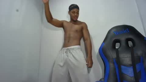 Snapshot of black_dicck chatting on July 23, 2026, 3:10 pm tu morenito online show from July 23, 2026, 3:10 pm