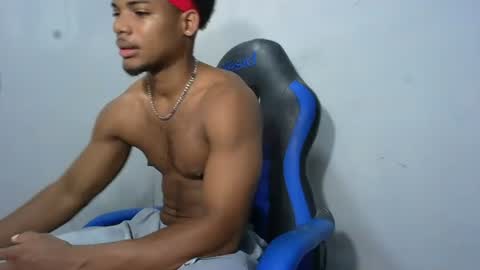 Snapshot of black_dicck chatting on July 28, 2026, 4:05 pm tu morenito online show from July 28, 2026, 4:05 pm