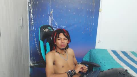 Black online show from January 4, 2025, 12:05 pm