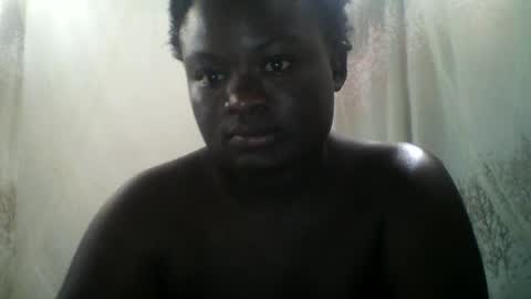 Snapshot of black_gally24 chatting on June 22, 2026, 9:06 am black_gally24 online show from June 22, 2026, 9:06 am