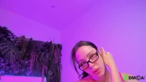 Snapshot of black_jenny chatting on December 8, 2024, 1:36 pm Jenny online show from December 8, 2024, 1:36 pm