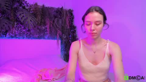 Snapshot of black_jenny chatting on January 12, 2025, 1:37 pm Jenny online show from January 12, 2025, 1:37 pm