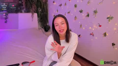 Jenny online show from April 29, 2026, 12:20 pm