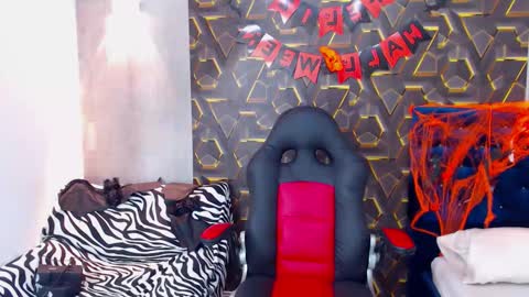 Snapshot of black_king_241 chatting on October 31, 2025, 3:40 am black_king_241 online show from October 31, 2025, 3:40 am