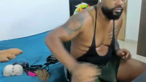 Snapshot of black_man_sexy chatting on July 22, 2026, 8:00 pm BIGCOCK online show from July 22, 2026, 8:00 pm