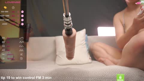 black_n_wh1te online show from January 21, 2025, 12:04 am