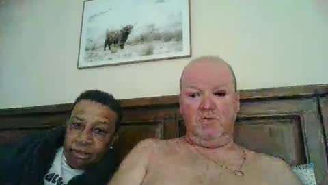 Snapshot of black_n_white4 chatting on December 27, 2024, 9:22 pm black_n_white4 online show from December 27, 2024, 9:22 pm