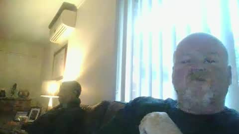 Snapshot of black_n_white4 chatting on March 9, 2025, 8:29 am black_n_white4 online show from March 9, 2025, 8:29 am