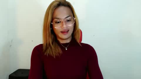Nympha online show from April 25, 2026, 12:19 pm