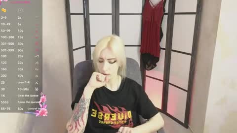 Snapshot of black_orchides chatting on May 16, 2026, 10:36 am Emily online show from May 16, 2026, 10:36 am