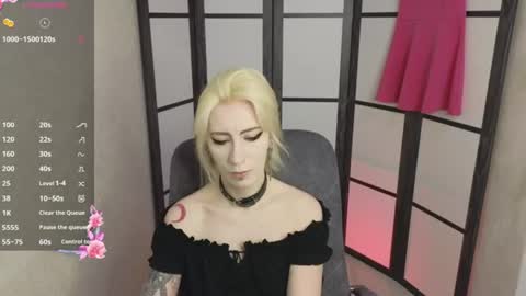 Snapshot of black_orchides chatting on June 27, 2026, 8:41 am Emily online show from June 27, 2026, 8:41 am