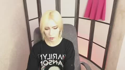 Snapshot of black_orchides chatting on June 29, 2026, 8:09 am Emily online show from June 29, 2026, 8:09 am